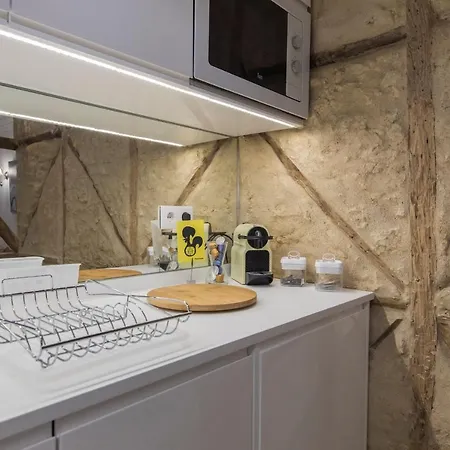Lovelystay - Vintage Flat Near Santa Justa Elevator! 公寓 Lisboa